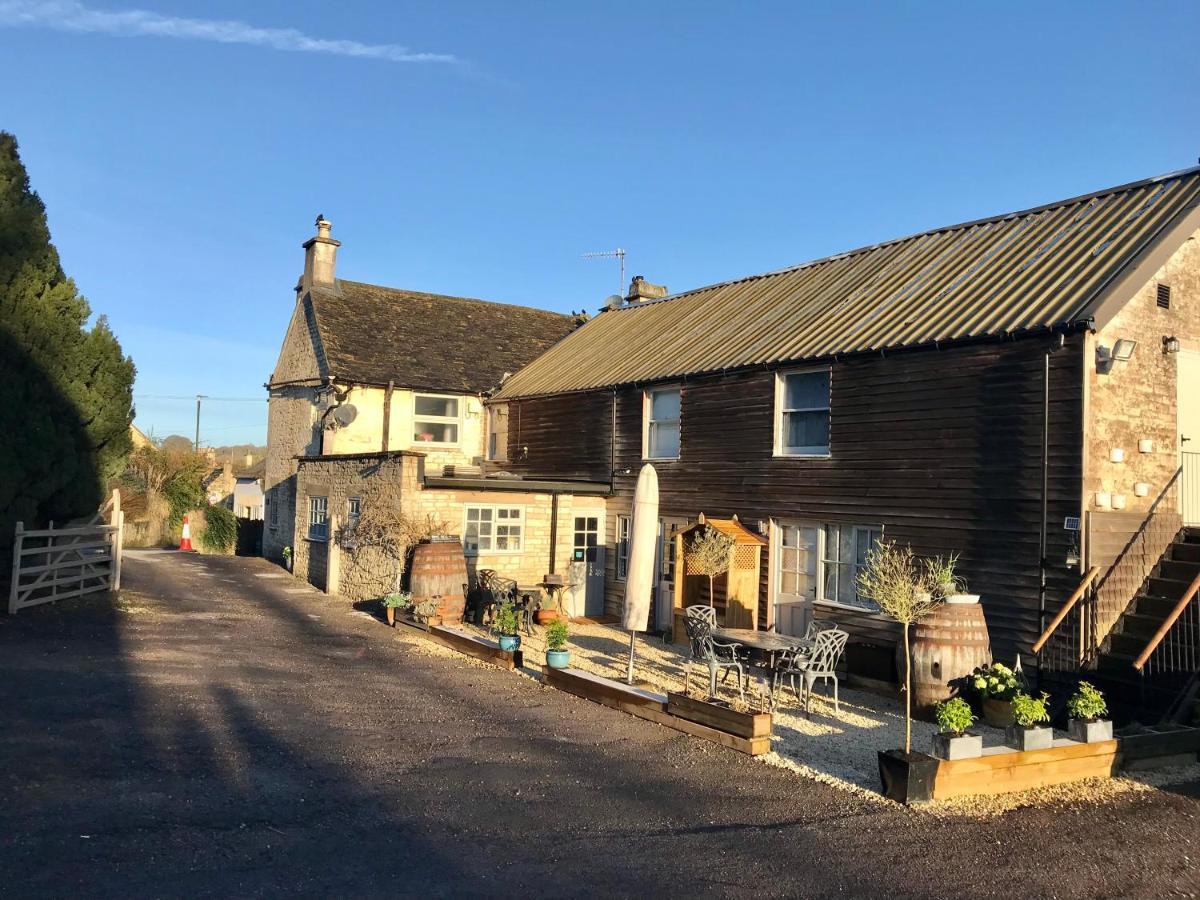 The Queen Matilda Country Rooms Avening Exterior foto